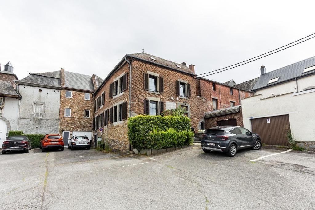 Ferienwohnung Le Petit Chapitre : Maison De Charme Fosses-La-Ville Exterior foto